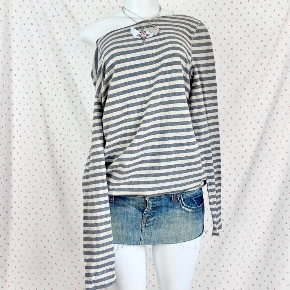y2k grey striped off shoulder long sleeve top fitted vintage